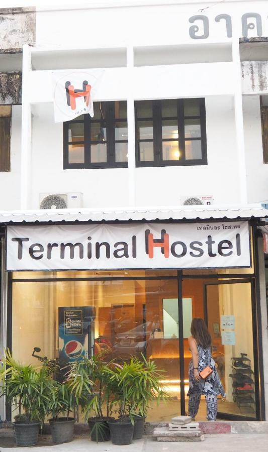 Terminal Hostel Лампанг Экстерьер фото