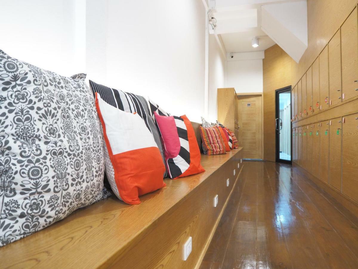 Terminal Hostel Лампанг Экстерьер фото